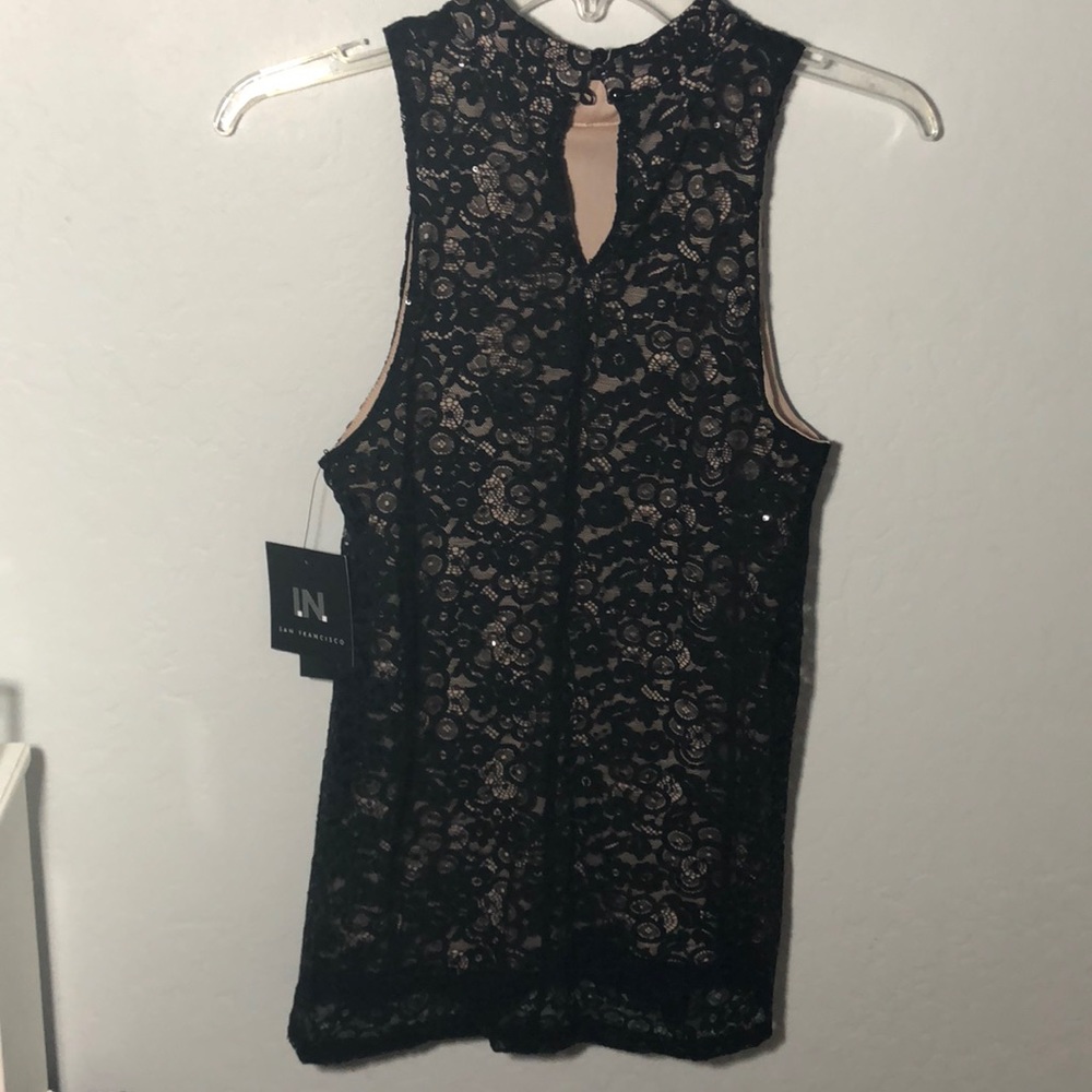 Blouse - Picture 2 of 3